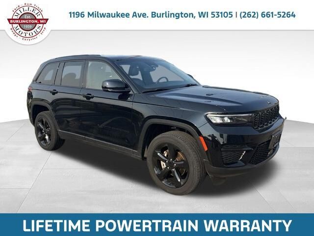 2023 Jeep Grand Cherokee Laredo