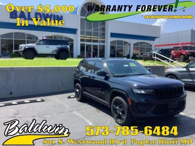 2024 Jeep Grand Cherokee Laredo