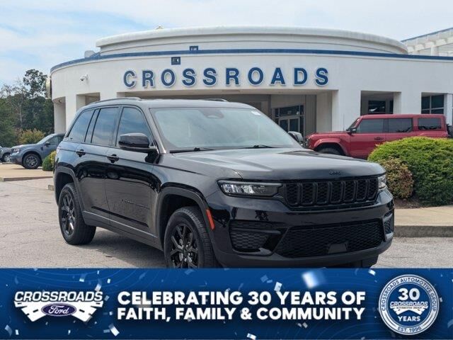 2024 Jeep Grand Cherokee Laredo