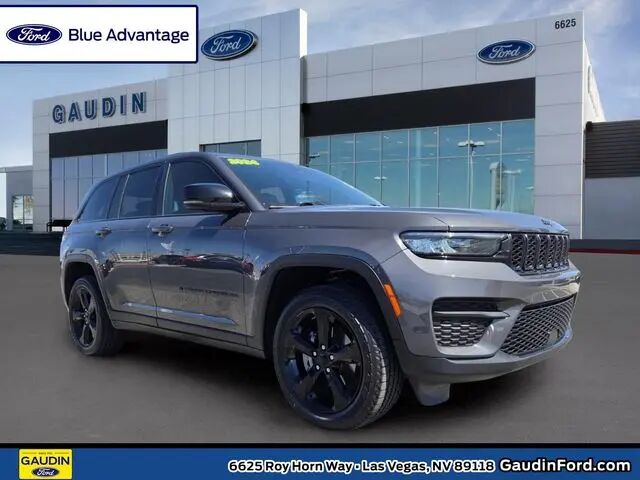2024 Jeep Grand Cherokee Laredo