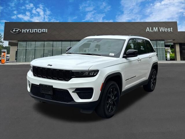 2025 Jeep Grand Cherokee Altitude