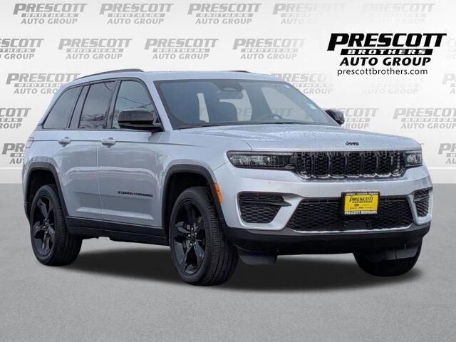 2024 Jeep Grand Cherokee Laredo