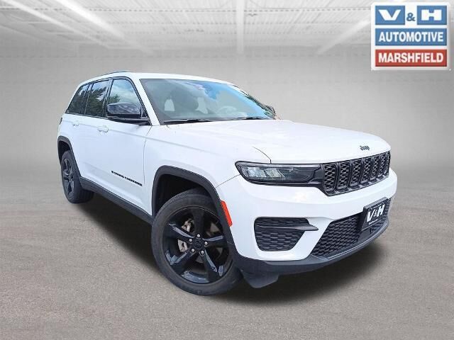 2023 Jeep Grand Cherokee Laredo