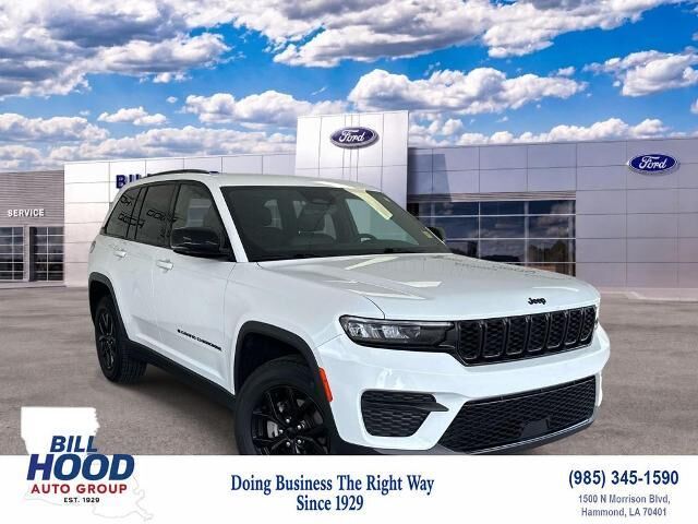 2025 Jeep Grand Cherokee Laredo