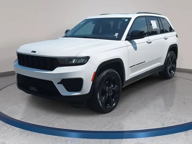 2023 Jeep Grand Cherokee Laredo