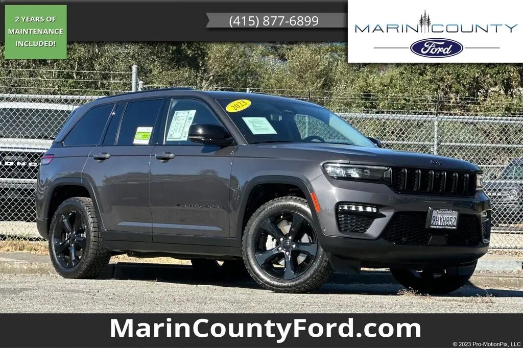 2023 Jeep Grand Cherokee Limited — photo 1 of 12