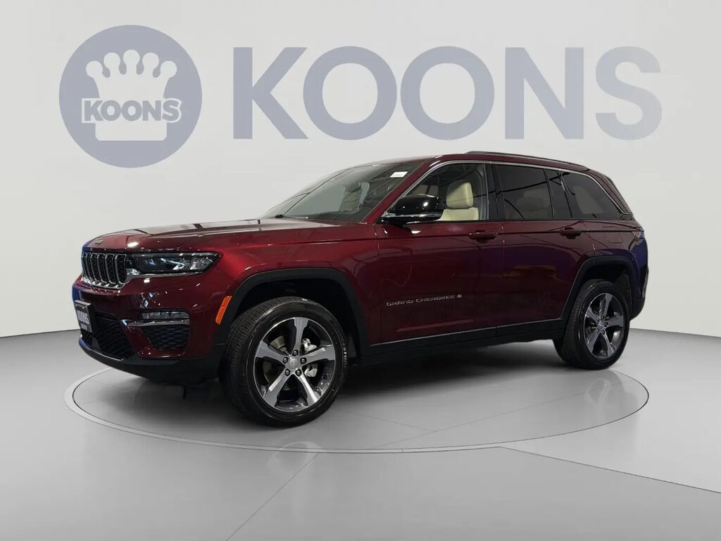2023 Jeep Grand Cherokee Limited — photo 1 of 13