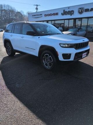2022 Jeep Grand Cherokee Trailhawk