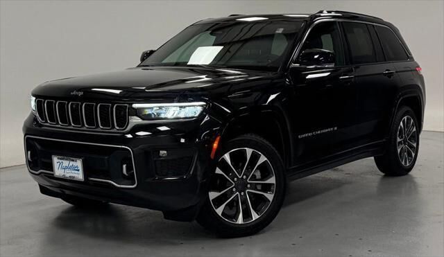 2022 Jeep Grand Cherokee Overland