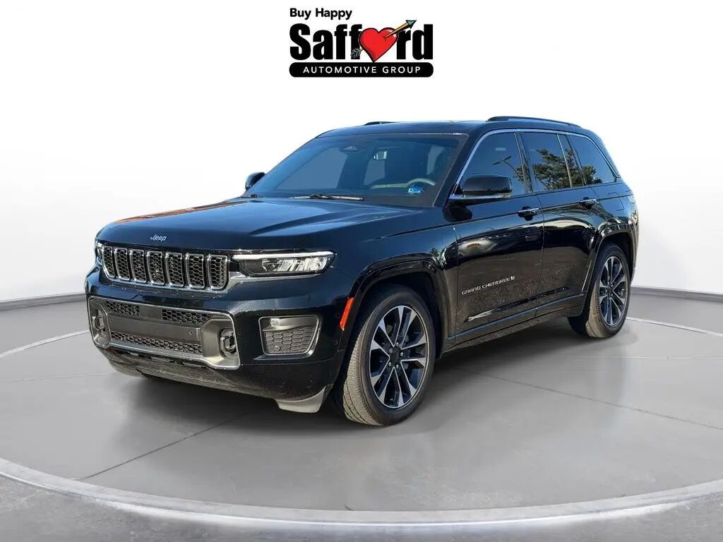 2023 Jeep Grand Cherokee Overland — photo 1 of 13