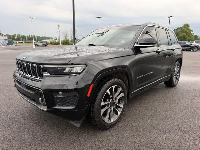 2022 Jeep Grand Cherokee Overland