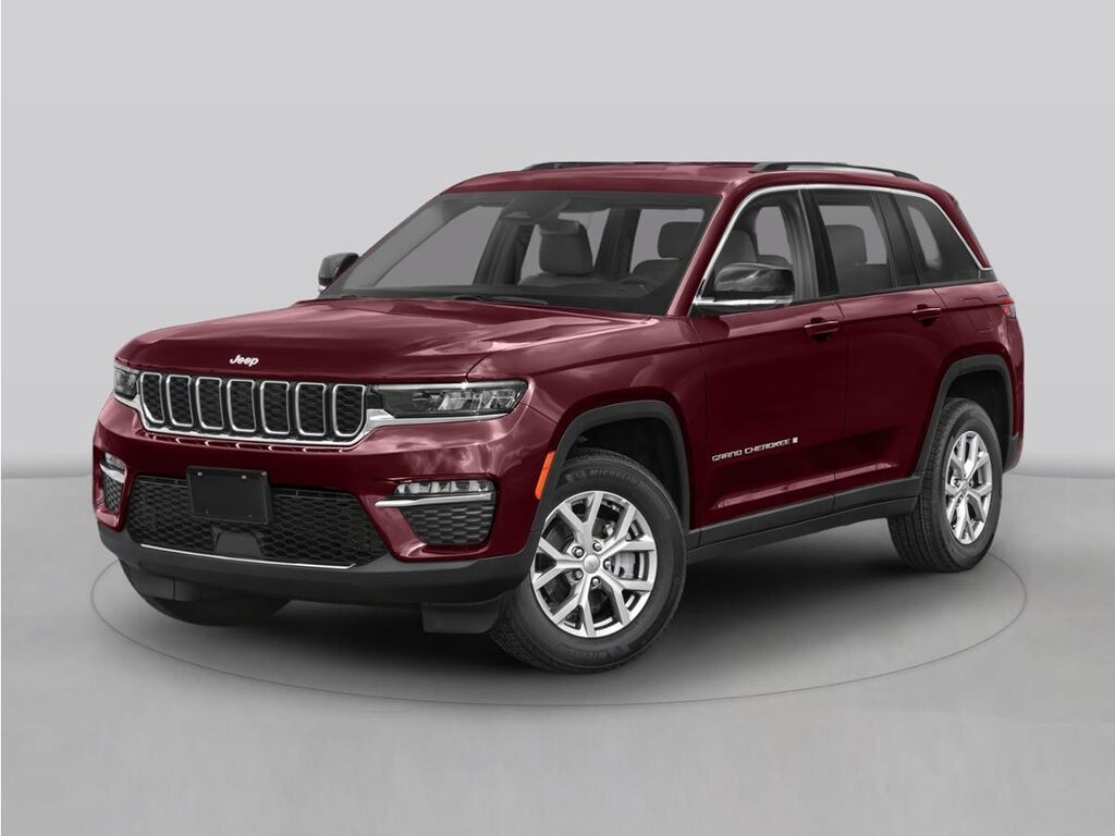 2023 Jeep Grand Cherokee Overland — photo 1 of 13