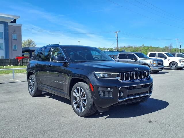 2022 Jeep Grand Cherokee Overland