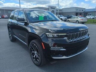 2022 Jeep Grand Cherokee Summit