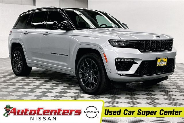 2025 Jeep Grand Cherokee Summit