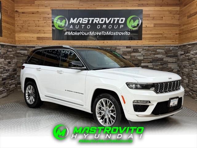 2023 Jeep Grand Cherokee Summit