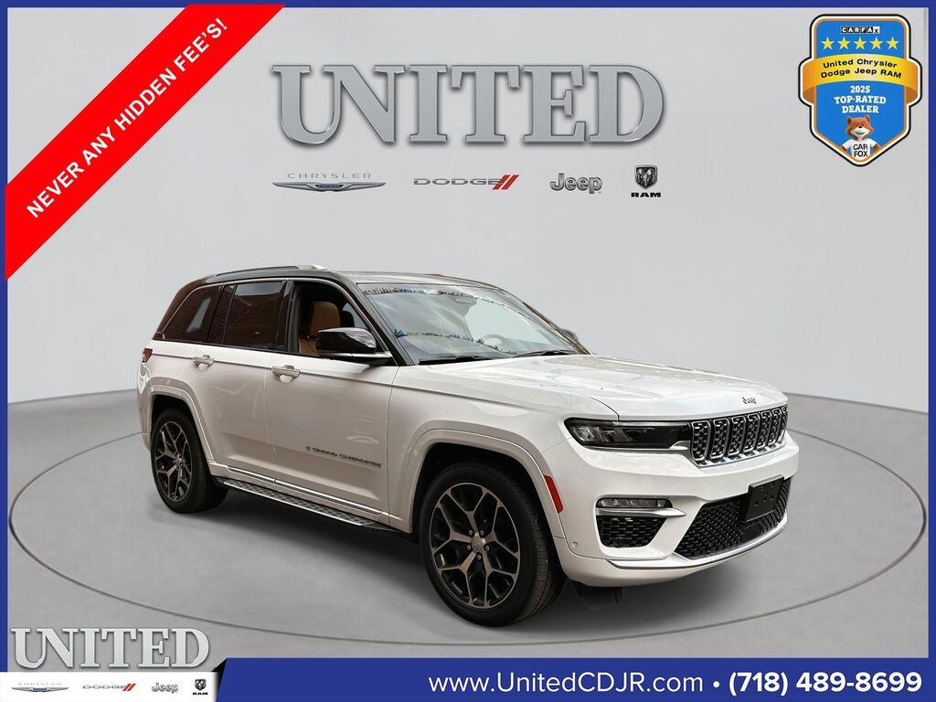 2022 Jeep Grand Cherokee Summit Reserve — photo 1 of 13