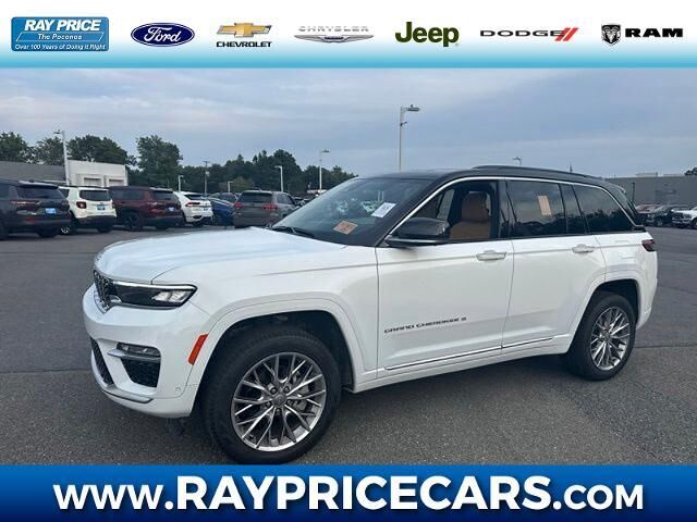 2025 Jeep Grand Cherokee Summit