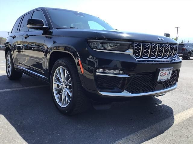 2023 Jeep Grand Cherokee Summit