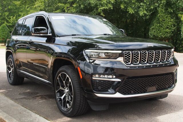 2023 Jeep Grand Cherokee Summit