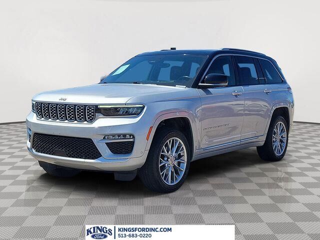 2022 Jeep Grand Cherokee Summit