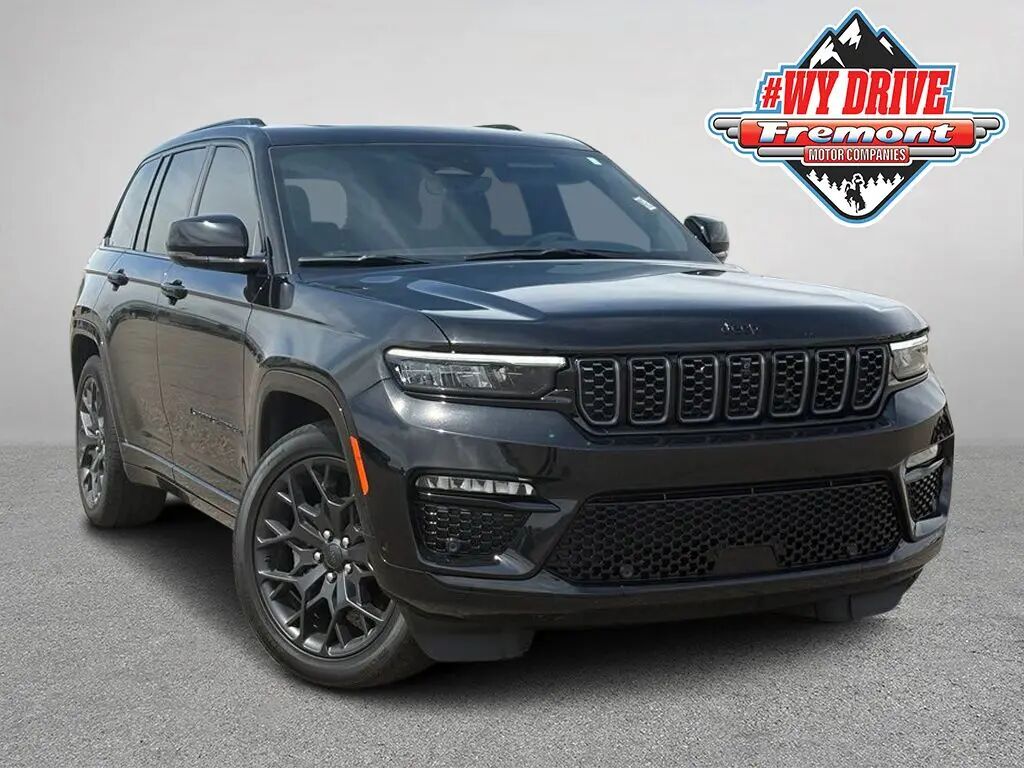 2025 Jeep Grand Cherokee Summit Reserve — photo 1 of 13