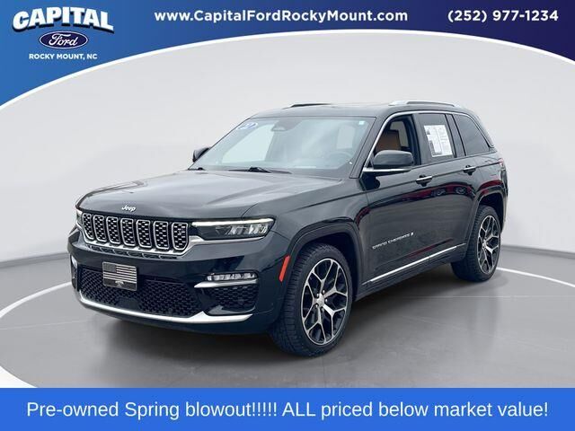 2022 Jeep Grand Cherokee Summit