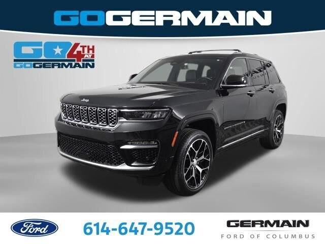 2022 Jeep Grand Cherokee Summit