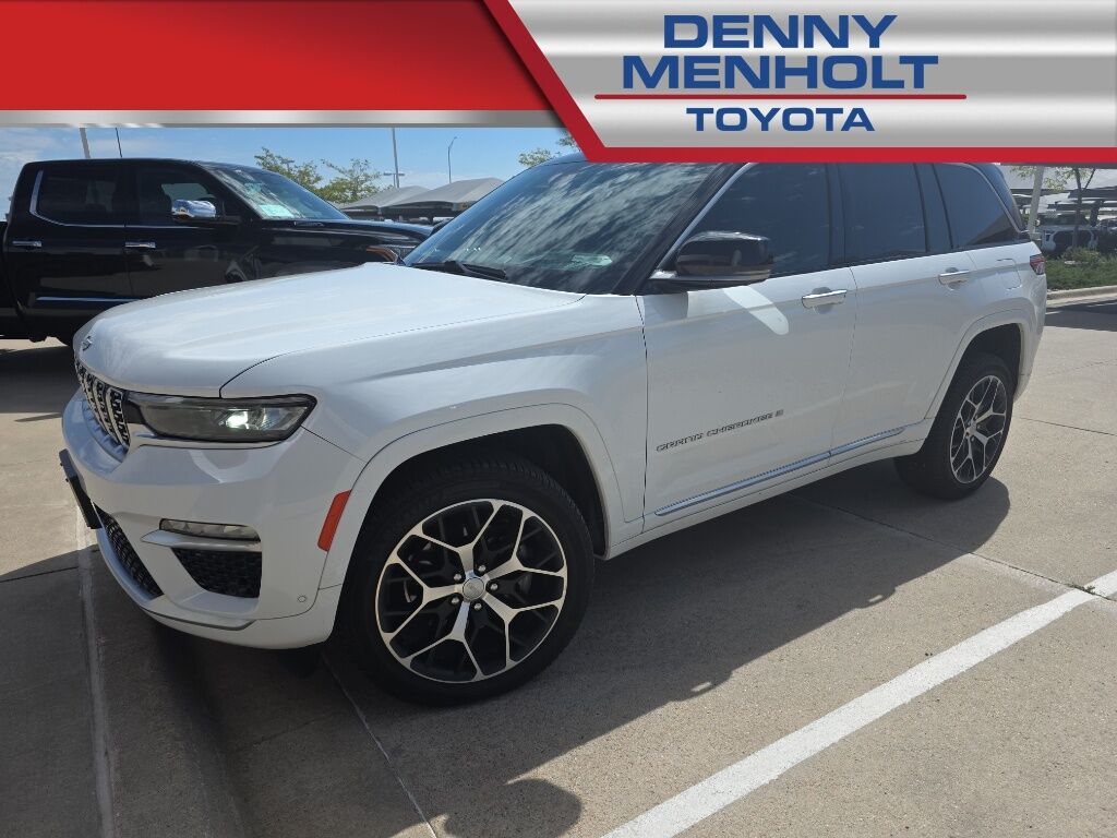 2022 Jeep Grand Cherokee — photo 1 of 9