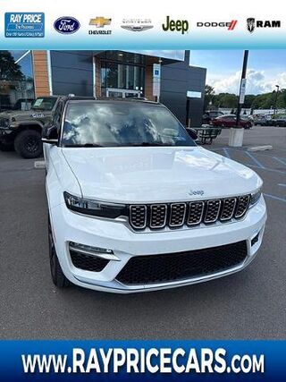 2022 Jeep Grand Cherokee Summit