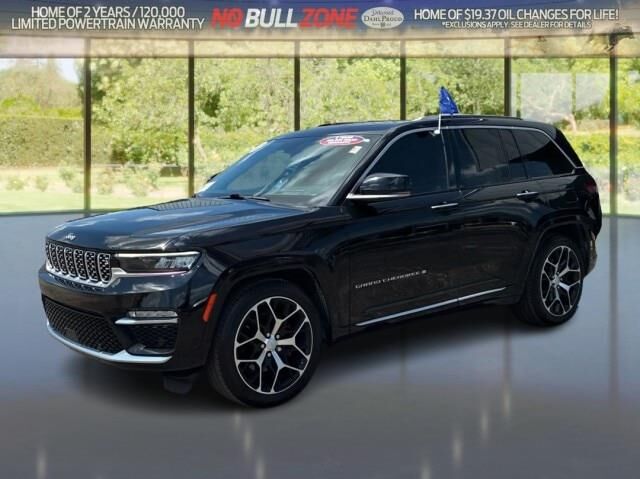 2022 Jeep Grand Cherokee Summit