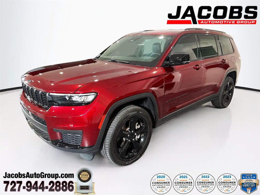 2022 Jeep Grand Cherokee L Altitude — photo 1 of 13