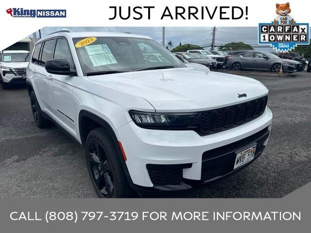 2023 Jeep Grand Cherokee L Altitude — photo 1 of 13
