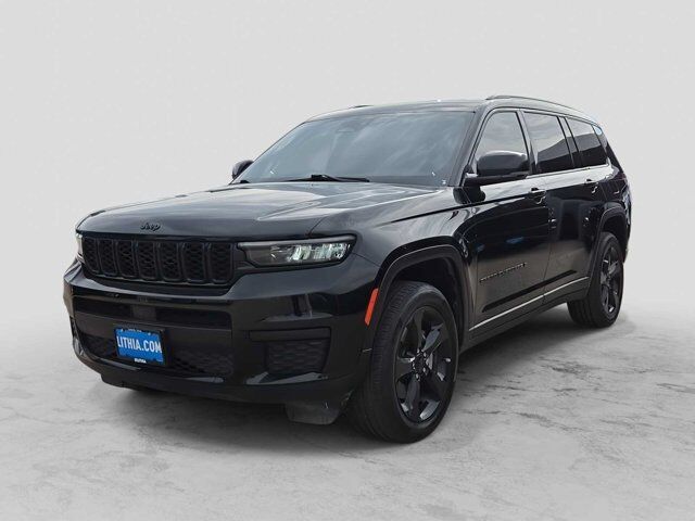 2023 Jeep Grand Cherokee L Altitude — photo 1 of 13