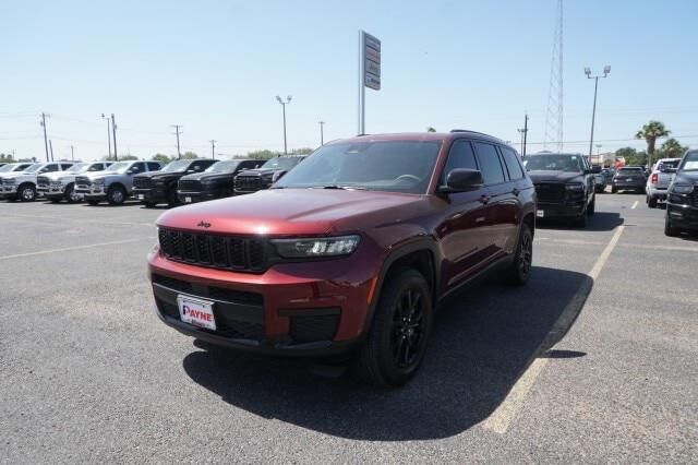 2025 Jeep Grand Cherokee L Laredo