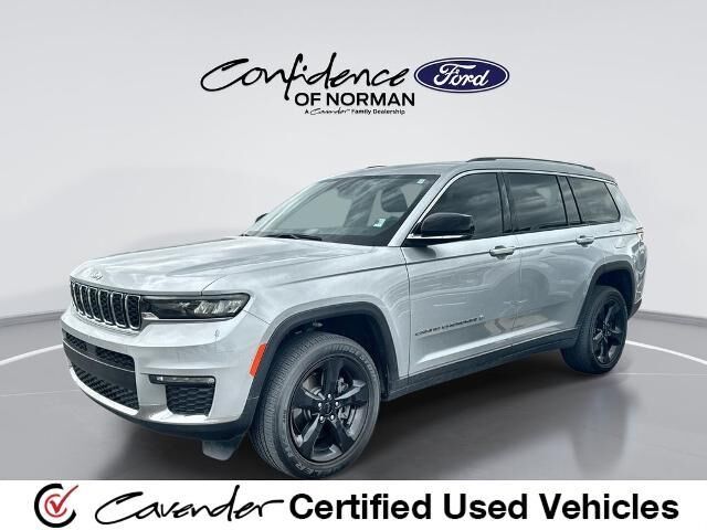 2023 Jeep Grand Cherokee L Limited — photo 1 of 14