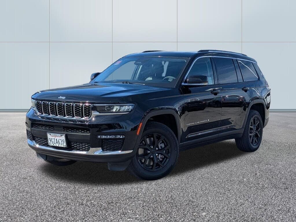 2023 Jeep Grand Cherokee L Limited — photo 1 of 1
