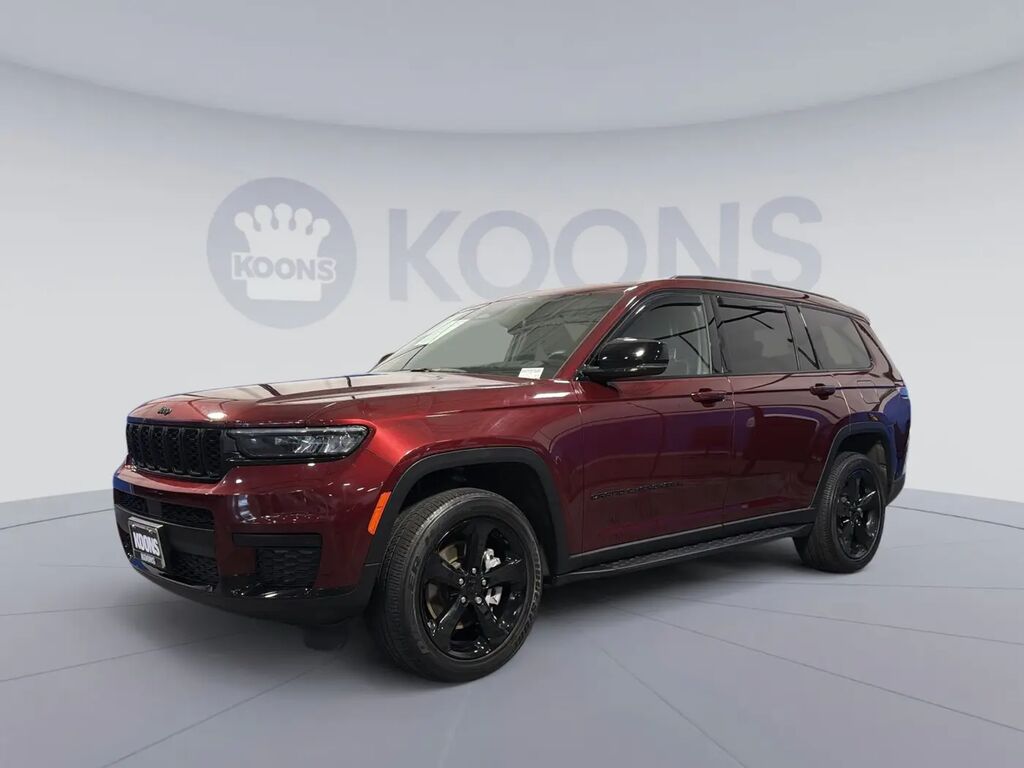 2023 Jeep Grand Cherokee L Laredo — photo 1 of 14
