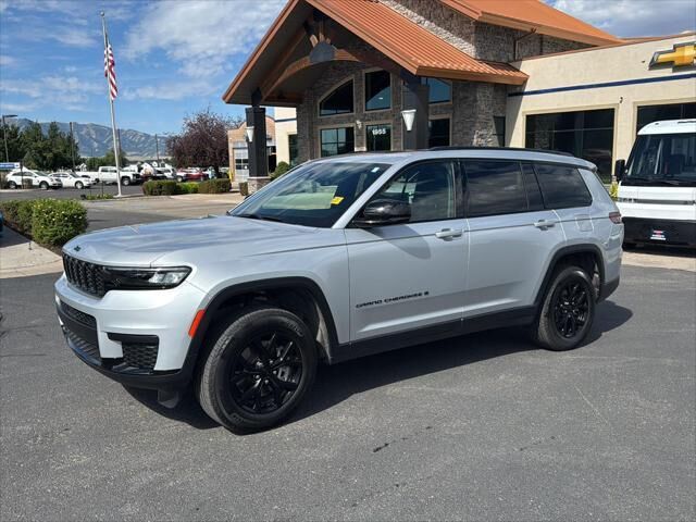 2025 Jeep Grand Cherokee L Altitude