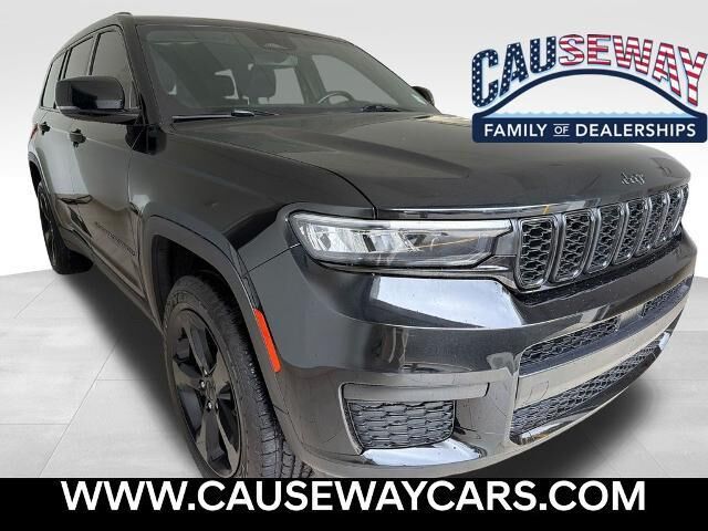 2022 Jeep Grand Cherokee L Laredo