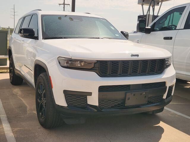2024 Jeep Grand Cherokee L Laredo