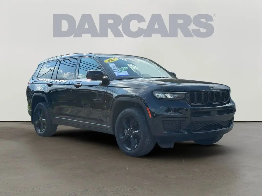 2022 Jeep Grand Cherokee L Laredo — photo 1 of 13