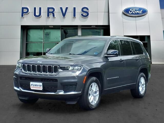 2022 Jeep Grand Cherokee L Laredo