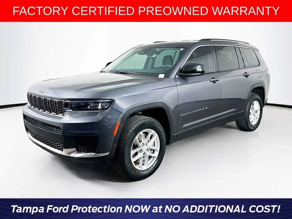 2022 Jeep Grand Cherokee L Laredo — photo 1 of 13