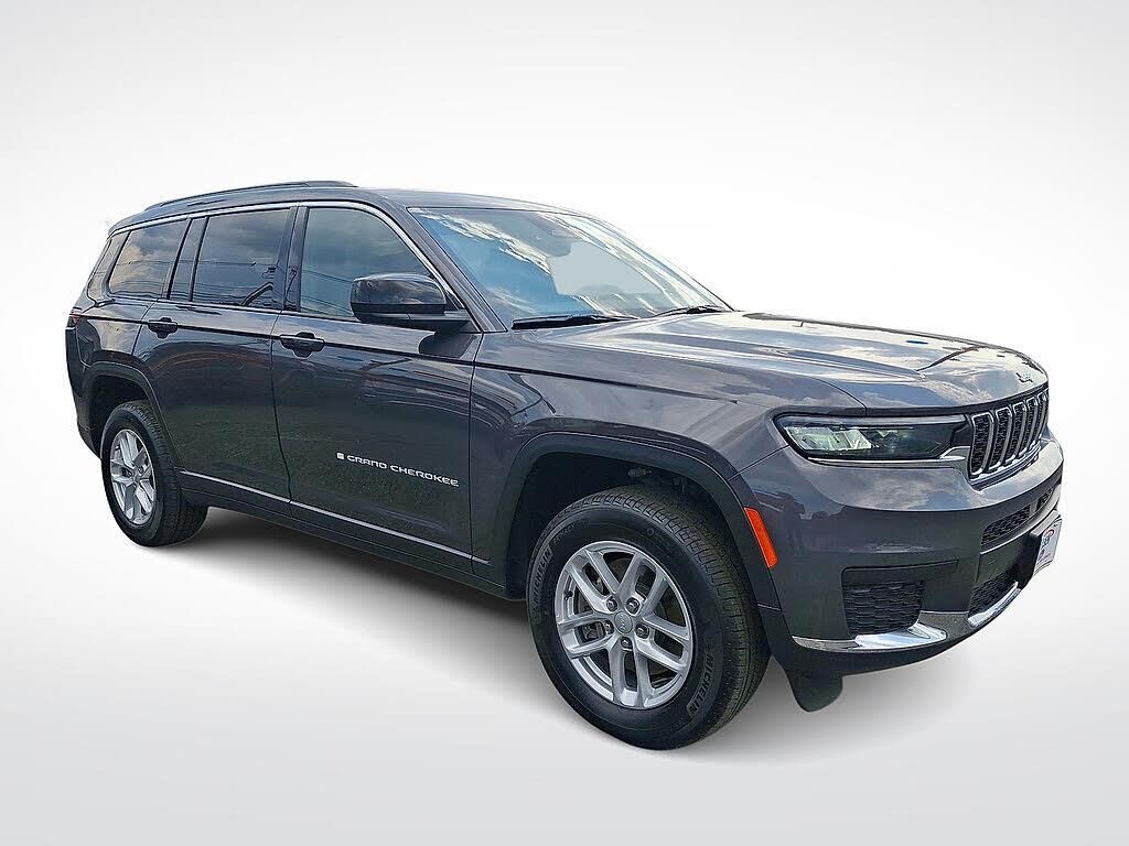 2024 Jeep Grand Cherokee L Laredo — photo 1 of 27