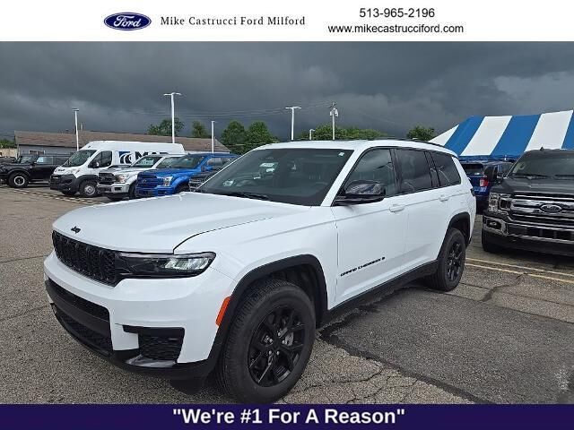 2025 Jeep Grand Cherokee L Laredo
