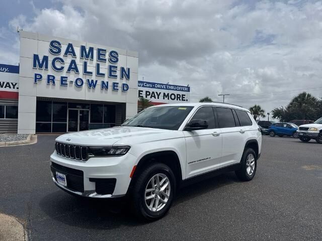 2023 Jeep Grand Cherokee L Laredo — photo 1 of 13