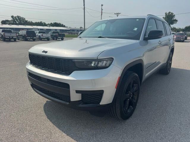 2023 Jeep Grand Cherokee L Laredo
