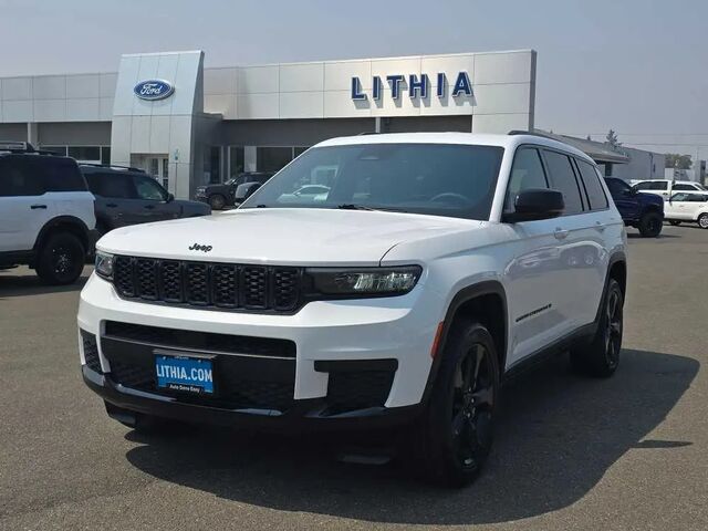 2023 Jeep Grand Cherokee L Laredo