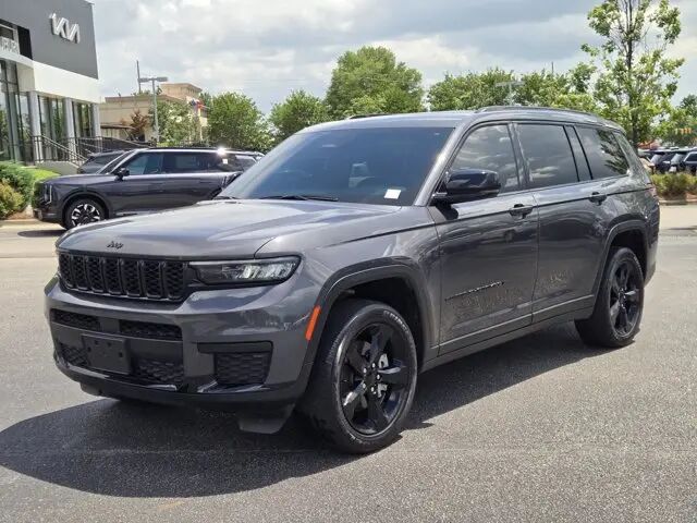2025 Jeep Grand Cherokee L Laredo